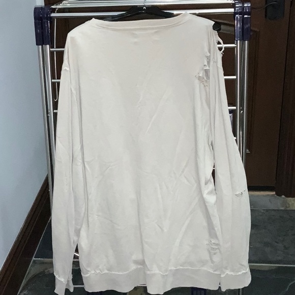 Sweater - Picture 2 of 3